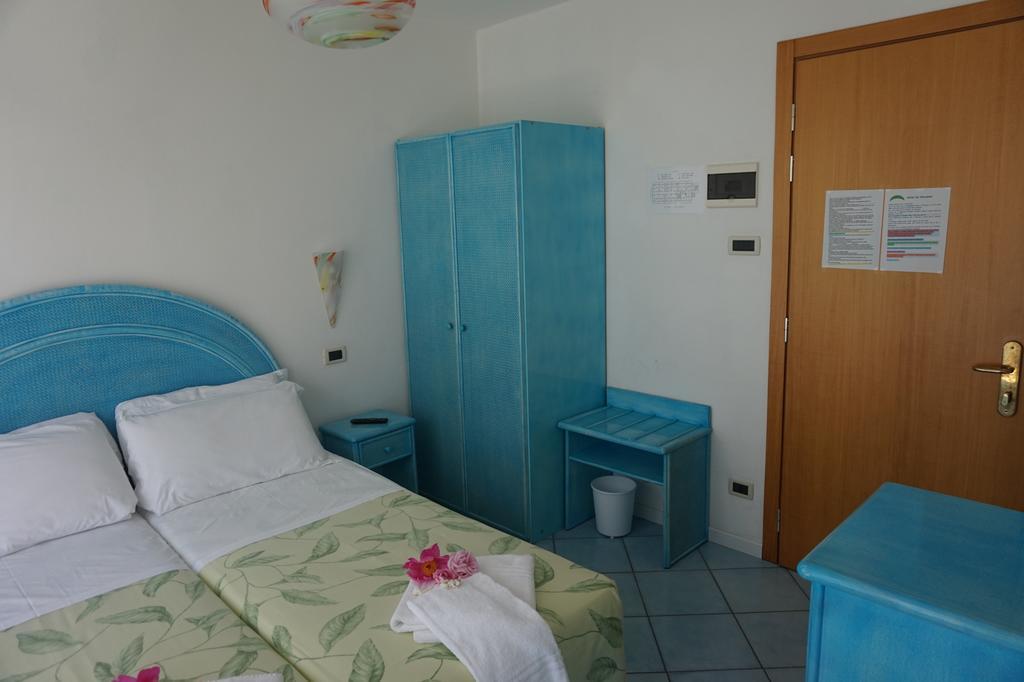 Hotel Da Giovanna Lignano Sabbiadoro Room photo