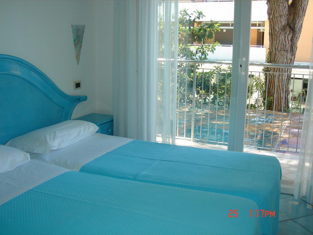 Hotel Da Giovanna Lignano Sabbiadoro Exterior photo